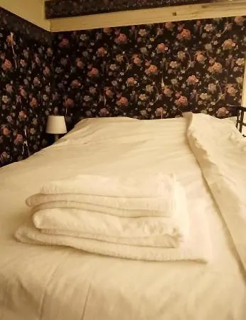 Near Notredame * パリ